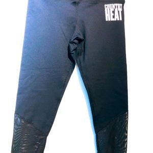BEACHBODY CAPRI LEGGINGS SIZES S